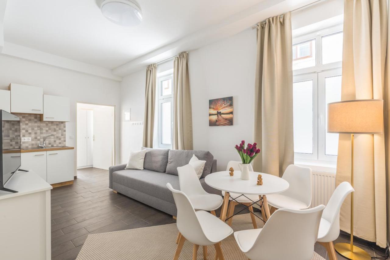 Cozy Heaven In The Lovely 2Nd District Of Виена Екстериор снимка