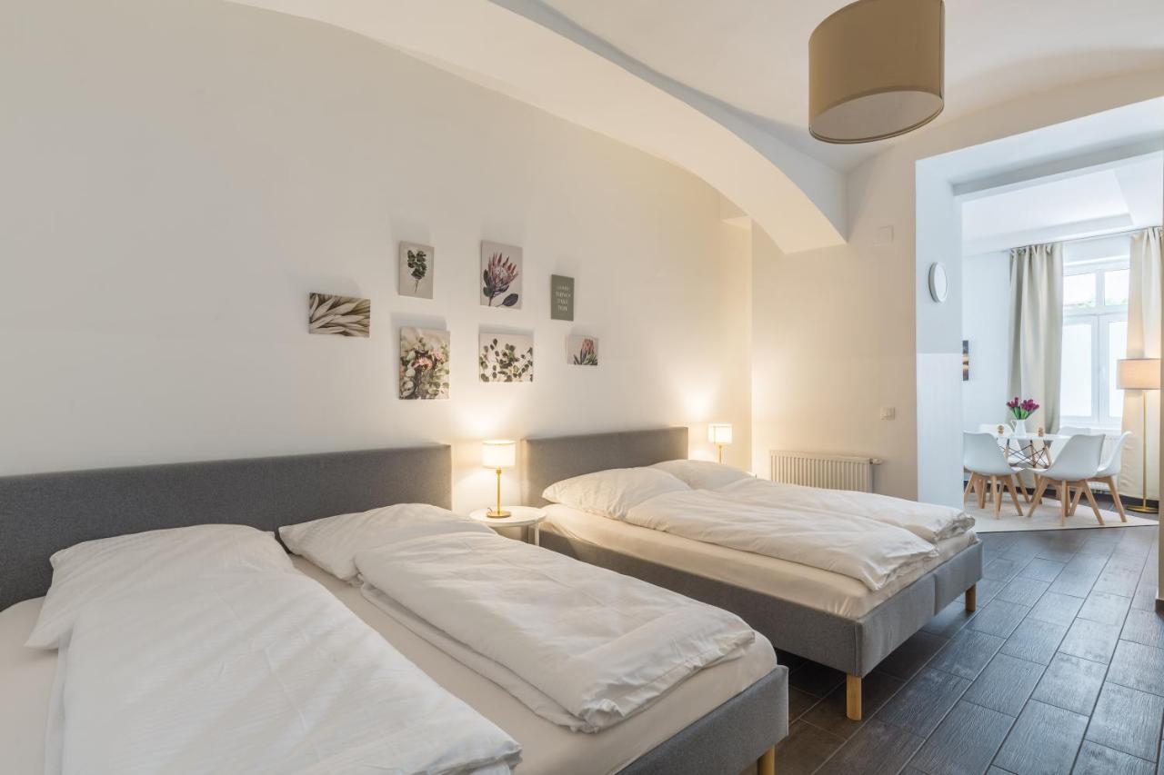 Cozy Heaven In The Lovely 2Nd District Of Виена Екстериор снимка